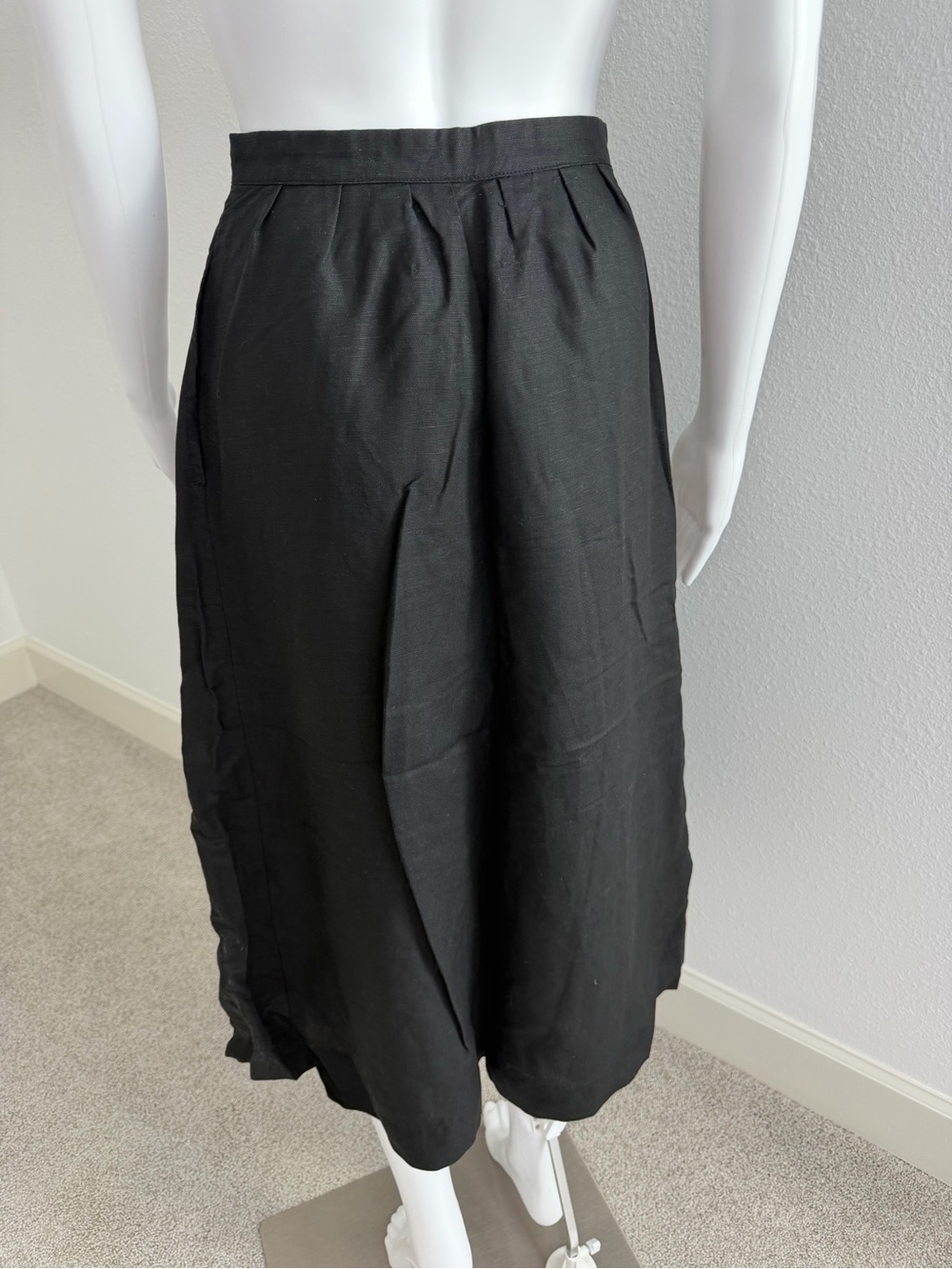 Reformation Black Button-Front High-Waist Midi Skirt - Picture 5 of 12
